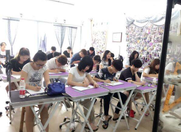 宠物美容师培训学校